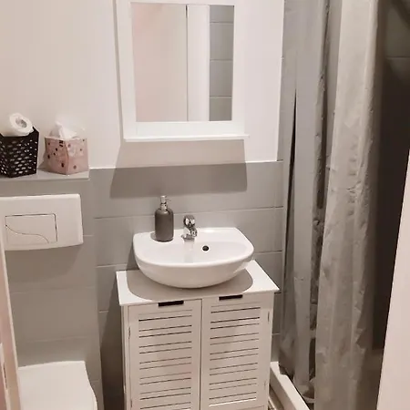 ゲストハウス A Mi Chemin 3*