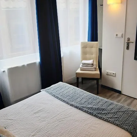 A Mi Chemin ゲストハウス オベルネ