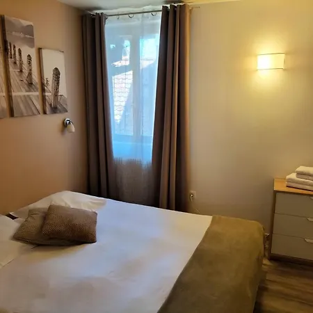 ゲストハウス A Mi Chemin オベルネ